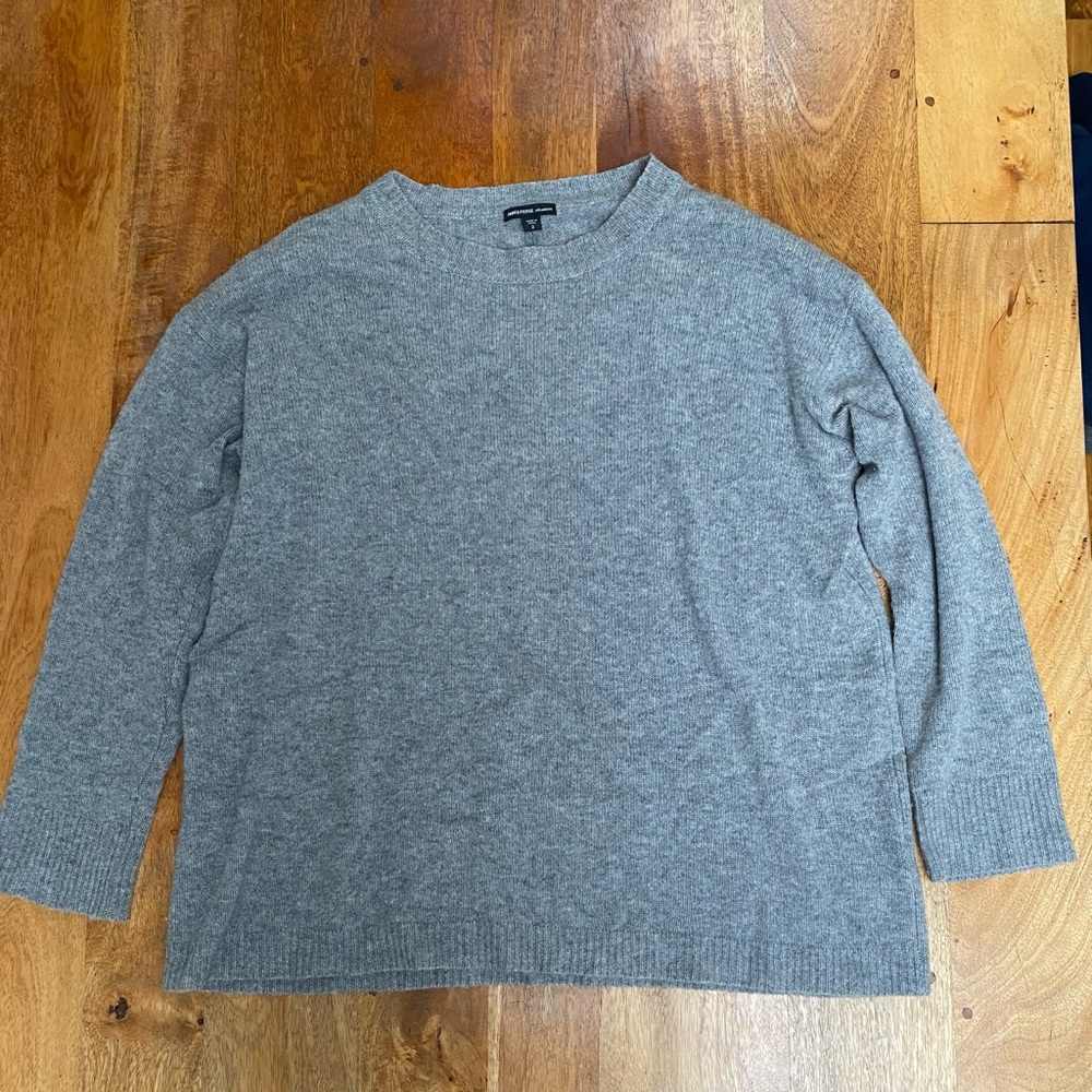 Women’s James Perse 100% cashmere sweater - size M